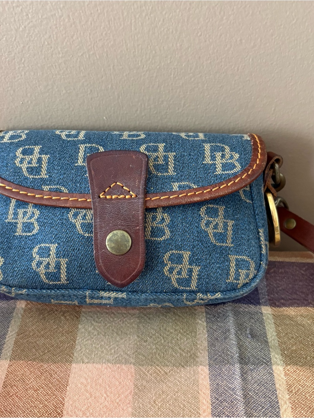 DOONEY & BOURKE vintage wristlet denim leather trim, Excellent!